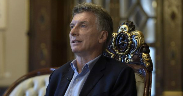 Politician Alcira Argumendo accuses Macri's government of putting the country in its worst financial state.