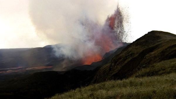 Sierra Negra last erupted almost 13 years ago, in October 2005.