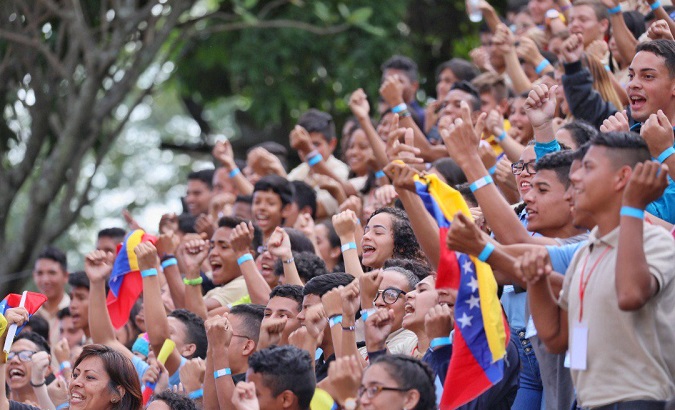 High school students participate in mobilizations to celebrate the Day of the University Student in Venezuela.