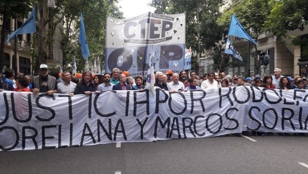 Social organizations march in BuenosAires and Córdoba, against the killings of Union members Rodolfo Orellana and Marcos Soria.