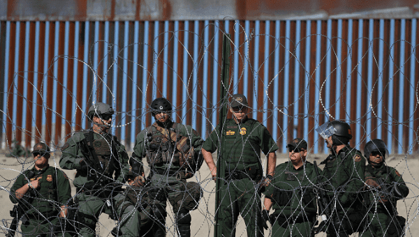 U.S. border patrol shot tear gas against Central American migrants in Mexican territory.