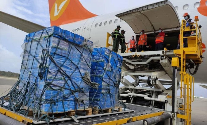 Conviasa's airplane unloading humanitarian aid in Malabo, Equatorial Guinea, March 14, 2021.