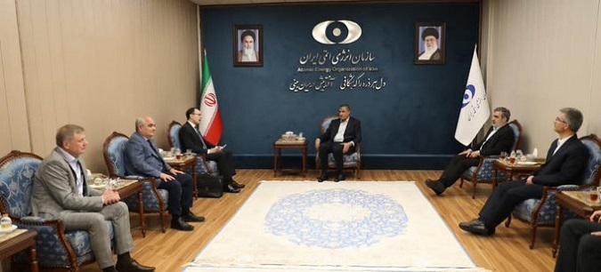 Iran's VP and chief of Atomic Organization Mohammad Eslami met with deputy director general of Rosatom Nikolai Spassky in Tehran, seeking to expand peaceful nuclear cooperation with Russia.