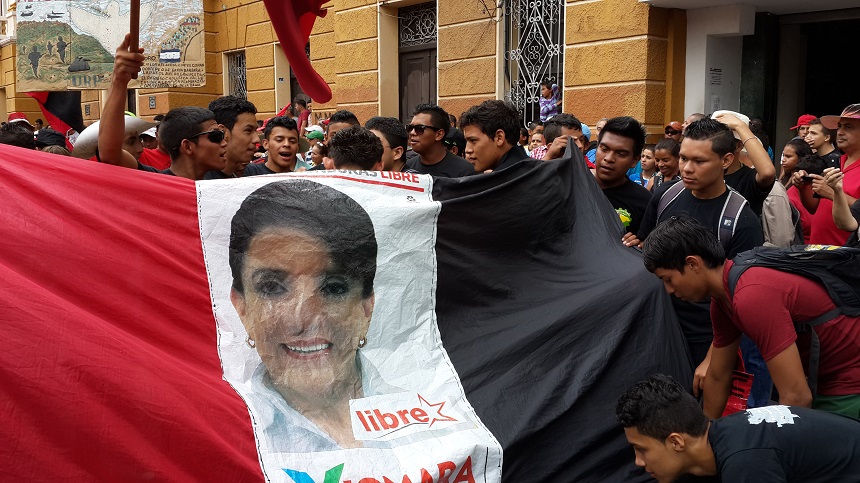 Xiomara Castro, former presidential candidate was present at the city of San Pedro Sula. (Photo: teleSUR)