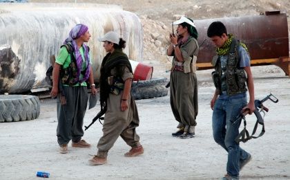 Kurdistan Workers Party (PKK) fighters participate in an intensive security deployment against Islamic State (IS) militants on the front line in Makhmur. (Reuters)