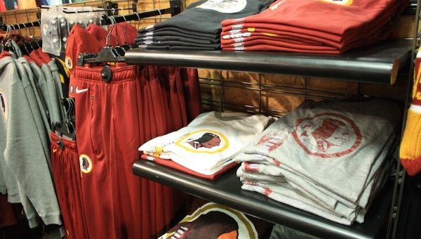 Redskins merchandise on display (teleSUR/Alexandra Hall)