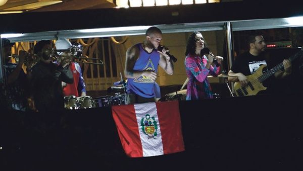 Calle 13 at Free Concert in Sant Martin Square in Peru (Photo: Rael Mora)