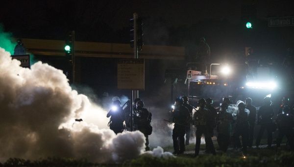 Militarized police in Ferguson, Missouri. (Photo: Reuters)