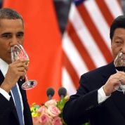 US President Barack Obama and Chinese President Xi Jinping drink a toast at a lunch banquet in the Great Hall of the People in Beijing on Nov 12, 2014. 