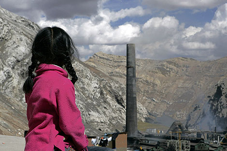 A Peruvian child from La Oroya, one of the most contaminated places in the world after U.S. comapnies exploited the area.