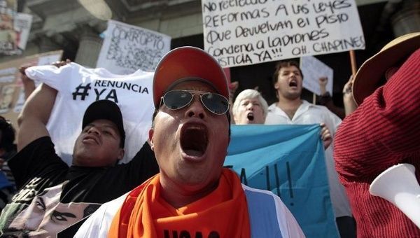 Guatemalans protest in ongoing 