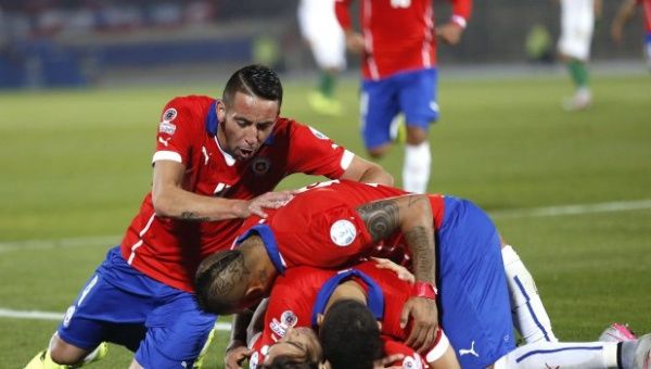 Chilean players celebrate their victory