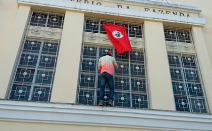 Landless movement occupies the Brazilian Ministry of Finance building in Salvador, Brazil. 