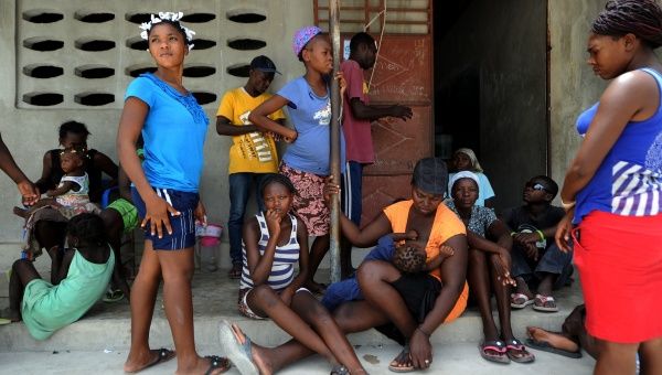  Haitians deported from Dominican Republic take refuge close to the border with Dominican Republic in June. 