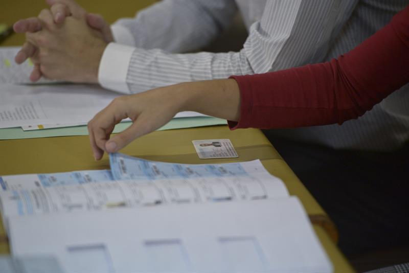 A las 18:00 locales concluyeron las elecciones primarias que definirán los candidatos presidenciales y para cargos parlamentarios nacionales.
