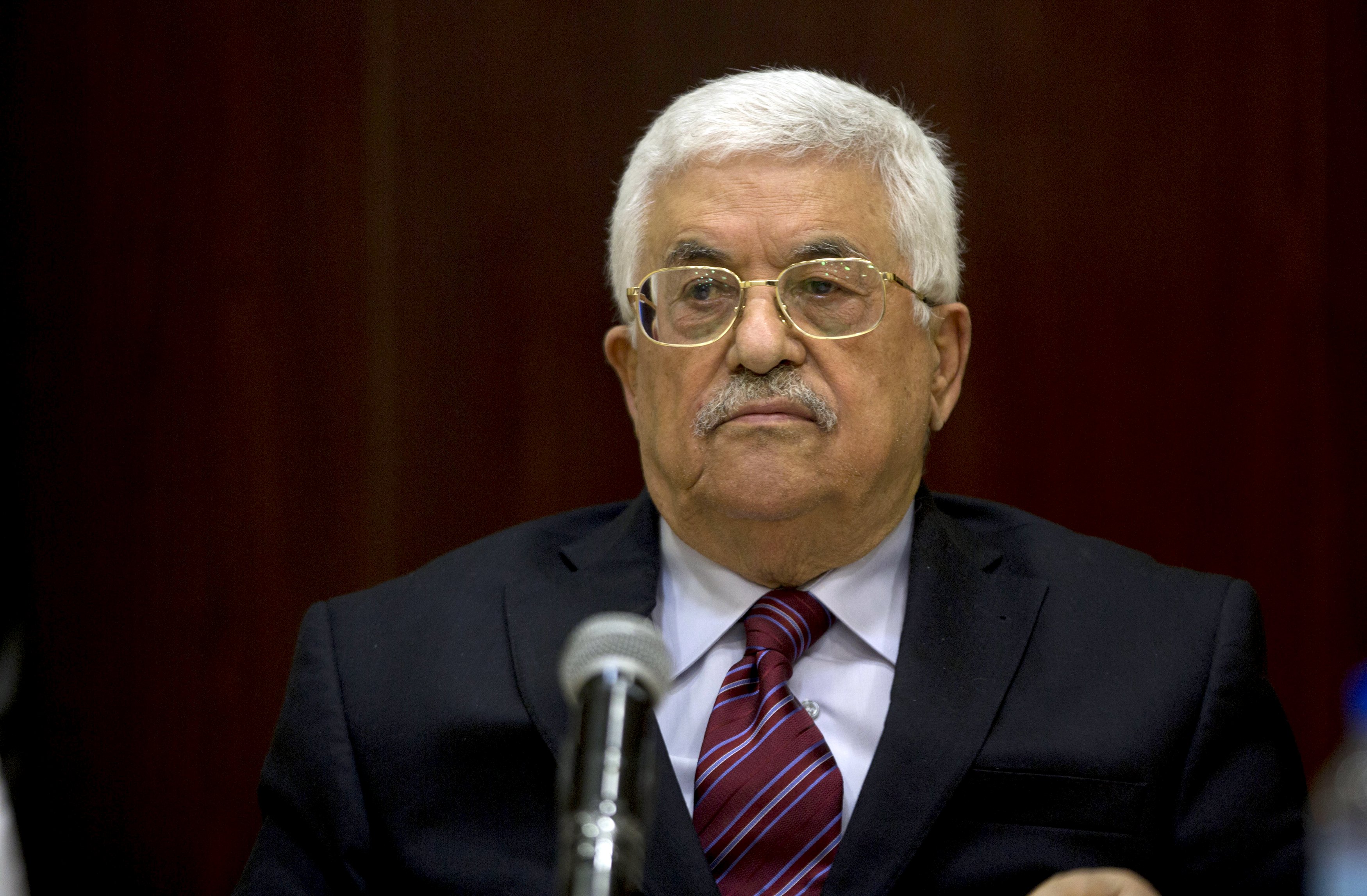 Palestinian President Mahmoud Abbas chairs a Palestinian Liberation Organization (PLO) executive committee meeting in Ramallah, Aug. 22, 2015.