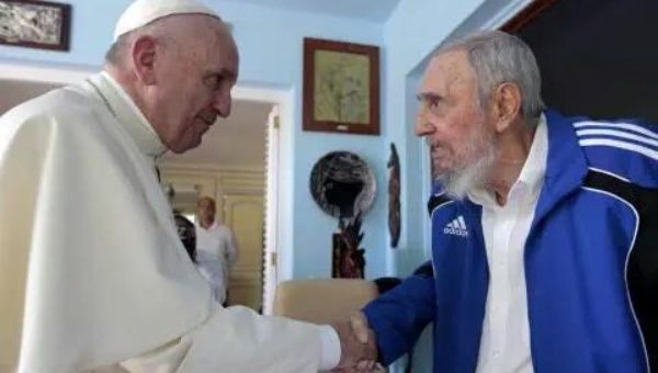 Pope Francis (L) met with Cuba's former President Fidel Castro after delivering a mass in Havana's Revolution Square.
