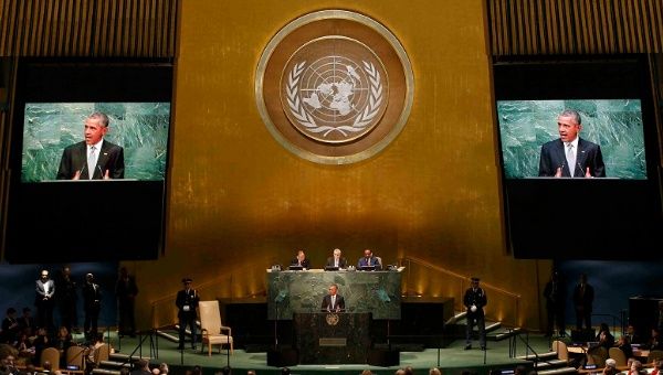 U.S. President Barack Obama addresses attendees during the 70th session of the General Assembly at the U.N. Headquarters in New York, Sept. 28, 2015.