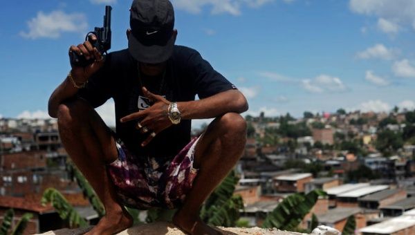 Brazilian lawmakers are considering a bill that would increase the penalty for illegal gun ownership.