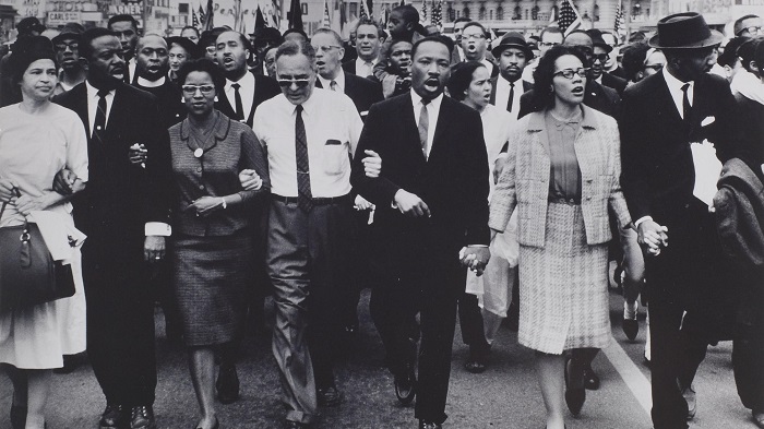 Rosa Parks (L), Dr. and Mrs. Abernathy, Dr. Ralph Bunche, and Dr. and Mrs. Martin Luther King, Jr. leading marchers into Montgomery, 1965.