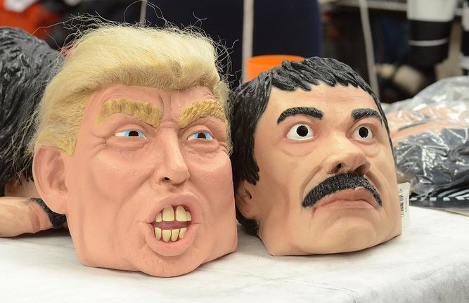 Donald Trump and El Chapo Guzman compete with classic Halloween masks in Halloween.