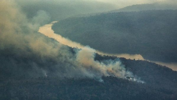 A Greenpeace photo taken October 24, 2015 shows forest fires in the Arariboia indigenous lands in Brazil -- 