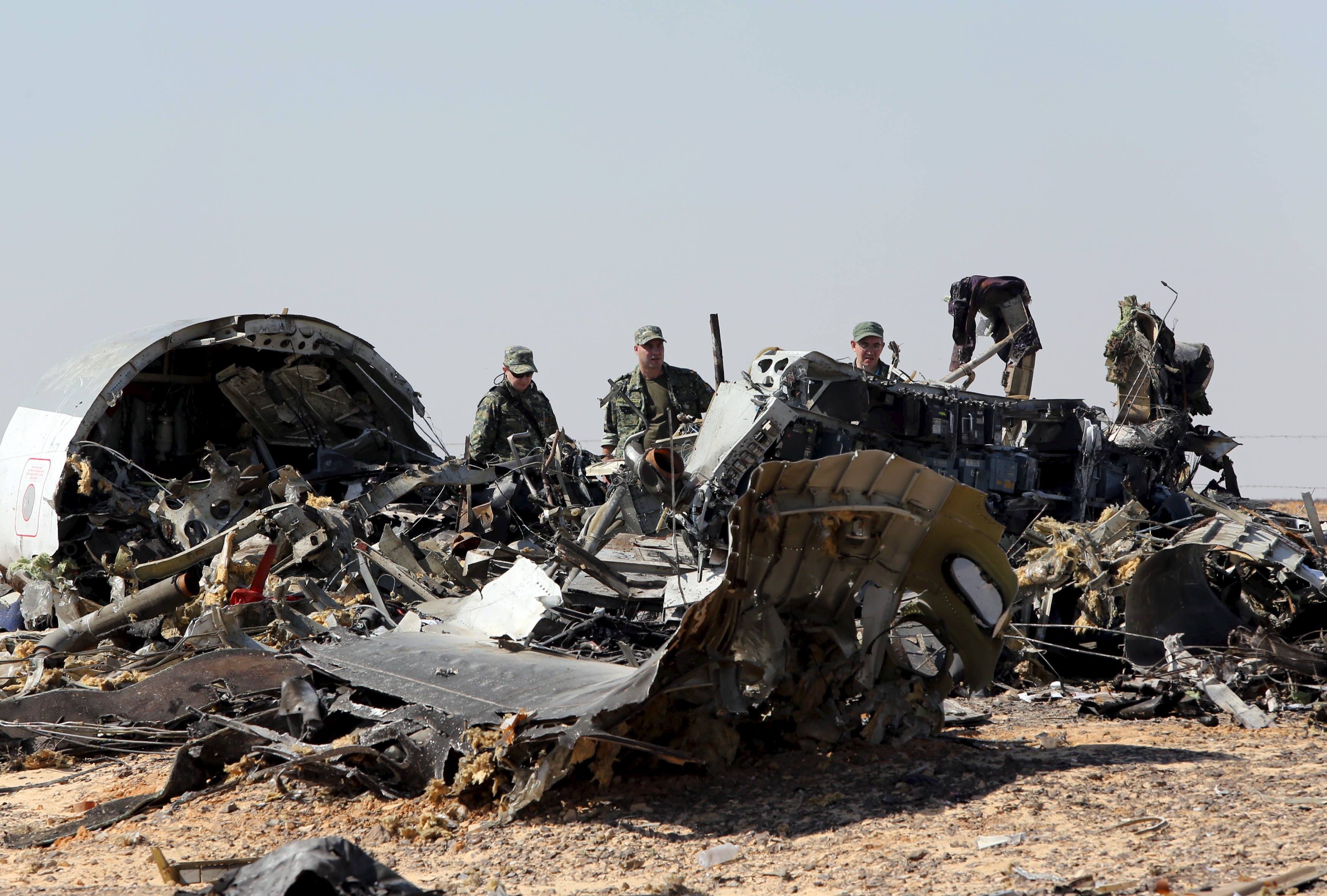 Авиакатастрофа шарм. Катастрофа a321 над Синайским полуостровом. Авиакатастрофа a321 над Синаем. Авиакатастрофа а321 в Египте.