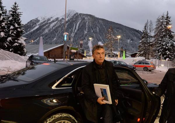 Mauricio Macri arrives in Davos.