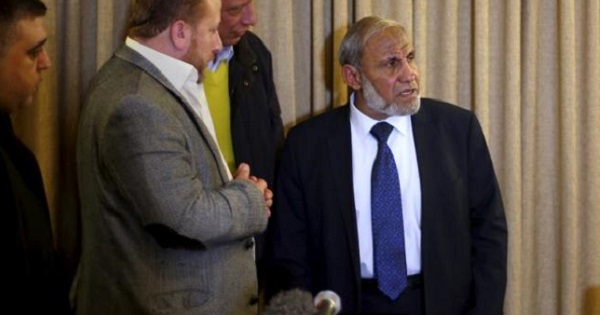 Senior Hamas leader Mahmoud al-Zahar looks on after a meeting with Foreign Press Association, in Gaza City February 24, 2016.