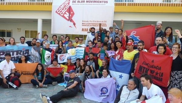 Participants of the Continental Meeting of Communication of ALBA Social Movements met in Caracas, Venezuela, Feb. 28, 2016.