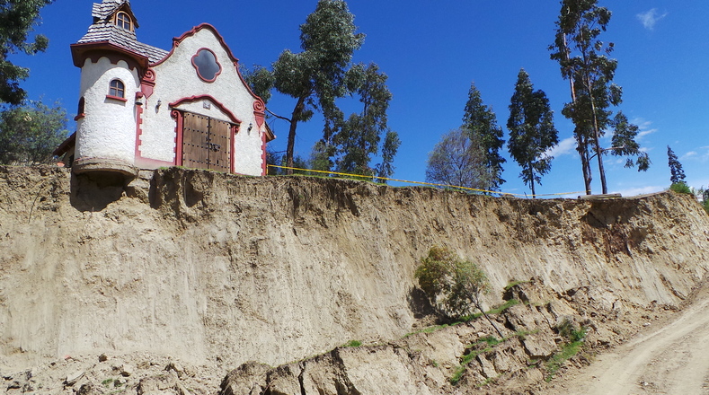 El Niño Blamed for Bolivia Landslides