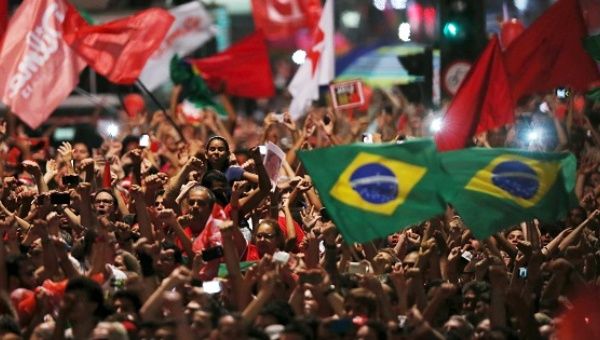 People rally in support of President Dilma Rousseff's appointment of former President Luiz Inacio Lula da Silva to her cabinet in Sao Paulo, March 18, 2016.