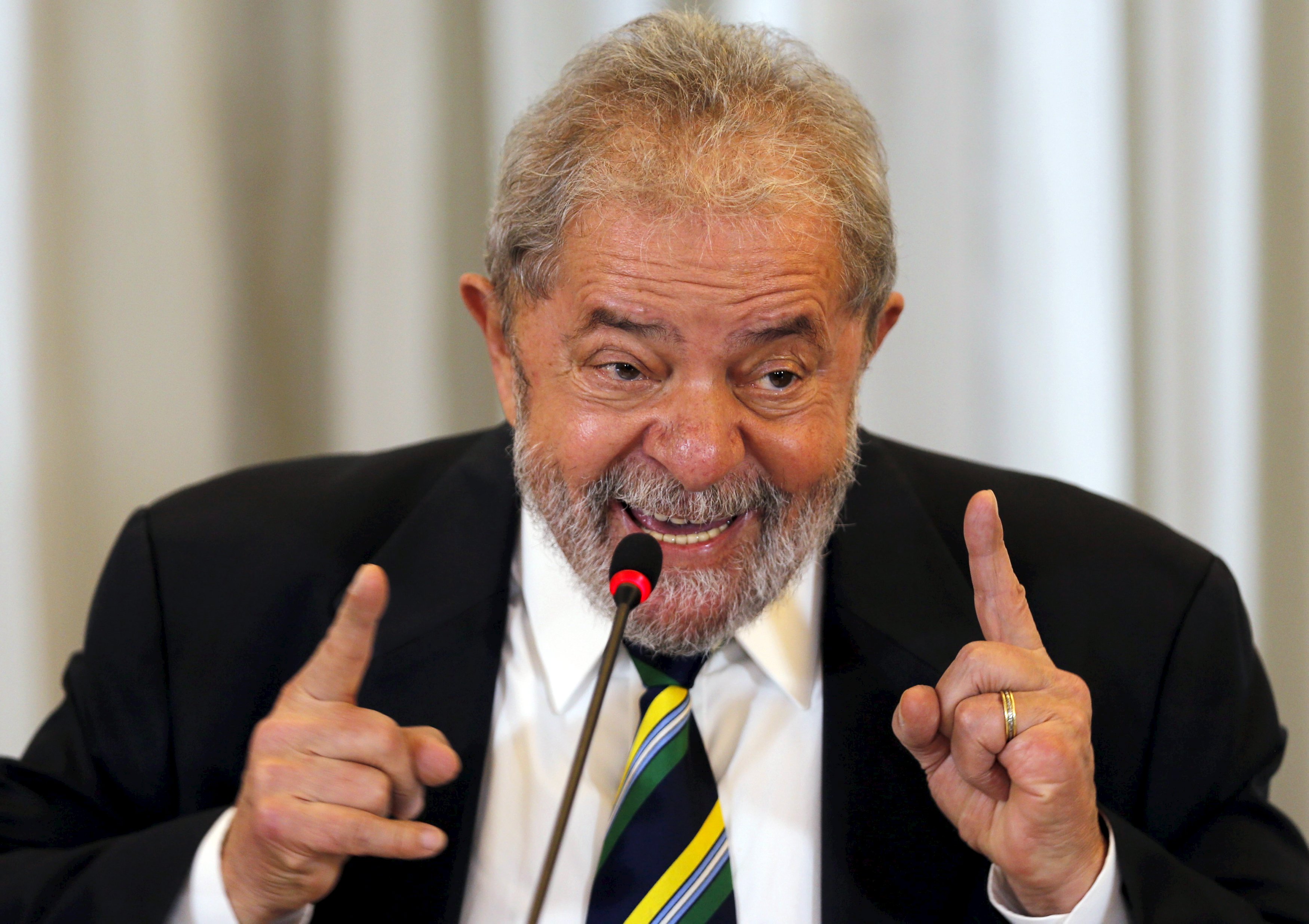The former president of Brazil, Lula da Silva, speaks with international media during a press conference in Sao Paulo, Brazil, on March 28, 201