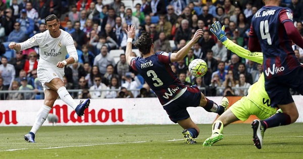 Real Madrid's Cristiano Ronaldo scores a goal against Eibar.