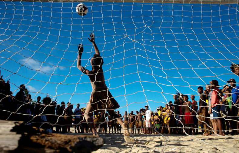 Native Brazilians play soccer, during the Indigenous Youth Games of Pataxos nation in Santa Cruz de Cabralia, Bahia state, Brazil, April 17, 2016. 