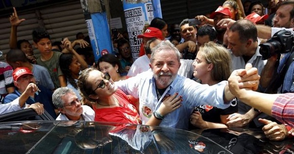 Lula at a campaign rally for President Dilma Rousseff in October 2014.