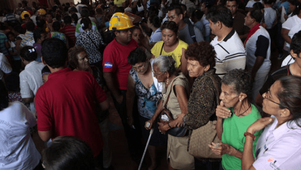 Thousands evacuated for a church in Managua, Nicaragua, April, 14. 2014.