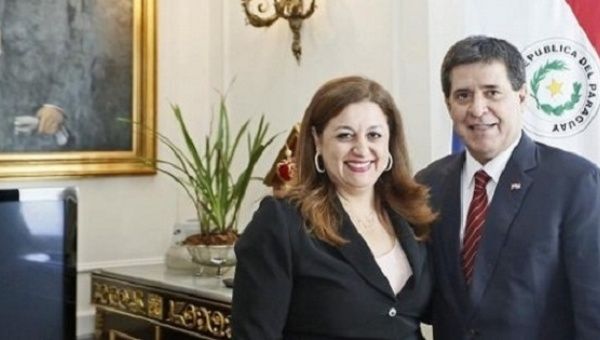 Paraguayan President Horacio Cartes expressed his full support for his education minister.