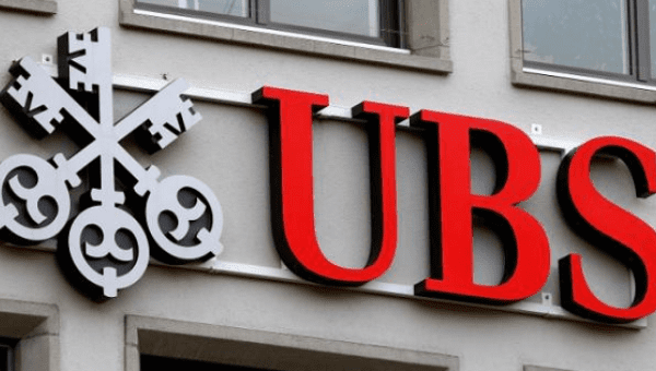 The company's logo is seen at a branch of Swiss bank UBS in Zurich, Switzerland Feb. 2, 2016.