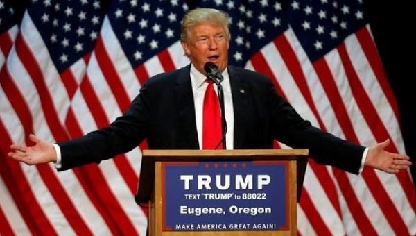 Republican U.S. presidential candidate Donald Trump speaks at a campaign rally in Eugene, Oregon, U.S., May 6, 2016. 