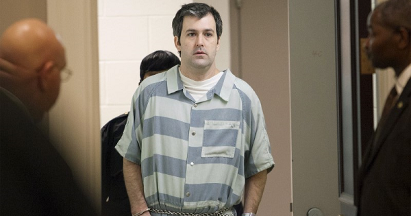 Former police Officer Michael Slager walks to the defense table bond hearing, in Charleston, South Carolina, Sep. 10, 2015