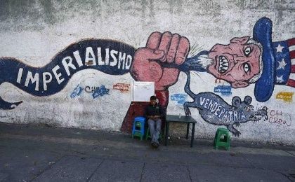 Mural in Caracas, Venezuela, denouncing U.S. imperialism
