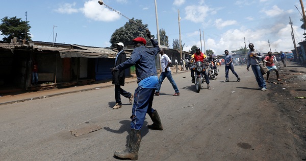 Opposition supporters protesting against at the Independent Electoral and Boundaries Commission, Nairobi, Kenya, June 6, 2016.