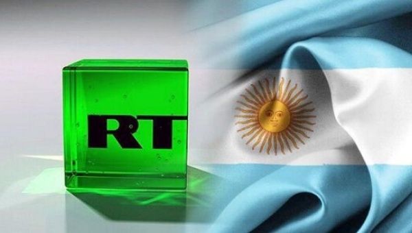 Macri suspends Russia Today from Argentine airwaves.
