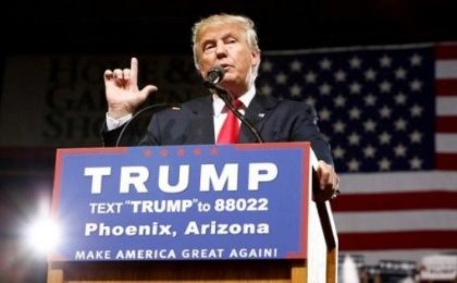 Republican U.S. Presidential candidate Donald Trump speaks at a campaign rally in Phoenix, Arizona, June 18, 2016. REUTERS/Nancy Wiechec Republican U.S. Presidential candidate Donald Trump speaks at a campaign rally in Phoenix, Arizona.