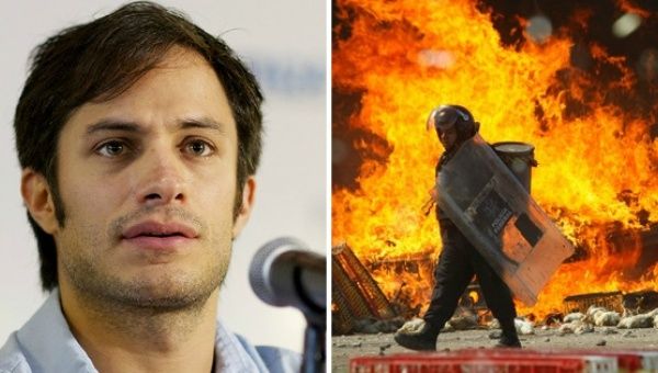 Mexican actor Gael Garcia Bernal has condemned brutality by the Mexican police in Oaxaca.