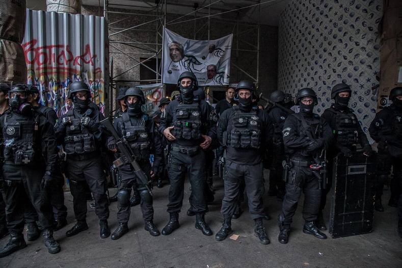 Federal Police expelled the group of artists who had taken over the building after the coup government of Michel Temer came to power in Brazil in May.