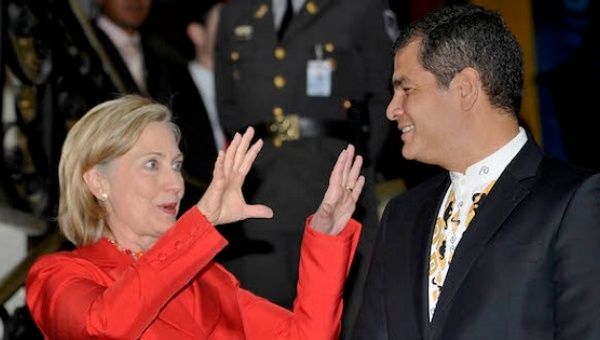 Clinton met Ecuadorian President Rafael Correa in 2010.