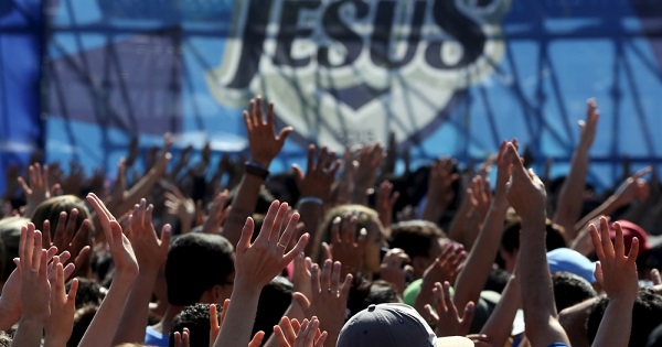 Thousands attend the evangelical Jesus Parade in Sao Paulo, Brazil, June 4, 2015.