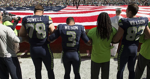 Seahawks lock arms to protest police brutality